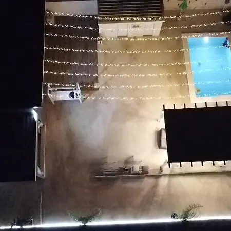 Dilauro Con Piscina *