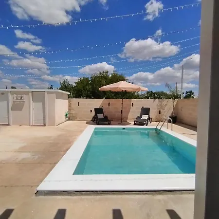 Dilauro Con Piscina