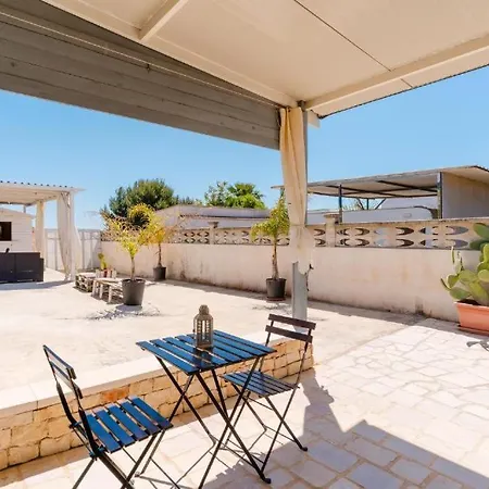Villa Dilauro Con Piscina