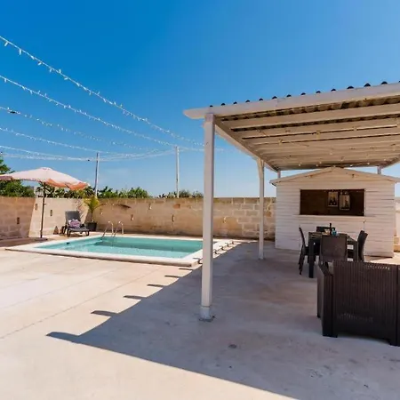 Villa Dilauro Con Piscina *