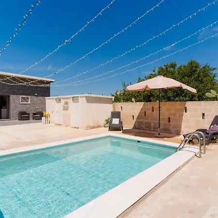 Villa Dilauro Con Piscina *